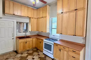 1509 Willow St, Austin, TX 78702 - Photo 9