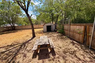 1509 Willow St, Austin, TX 78702 - Photo 19