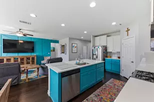 2009 Los Olivios Wy, Austin, TX 78725 - Photo 9