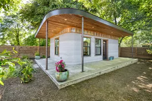 108 Chicon St, Austin, TX 78702 - Photo 17