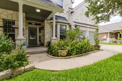 608 Stansted Manor Drive, Pflugerville, TX 78660 - Photo 3