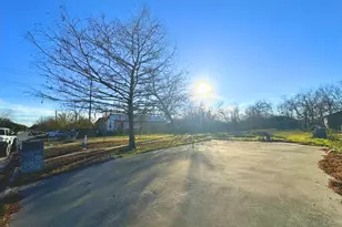 404 Sturgis St, Taylor, TX 76574 - Photo 1