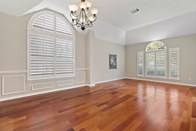 31000 Clearwater Court, Georgetown, TX 78628 - Photo 7