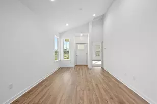 458 Orleanian Dr, Buda, TX 78610 - Photo 7