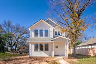 107 Wilkes St, Smithville, TX 78957 - Photo 1
