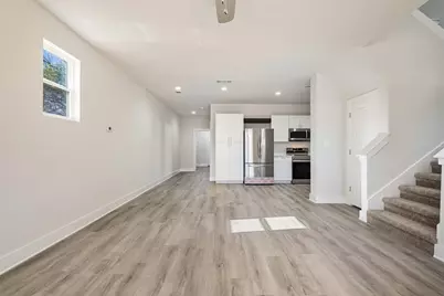 107 Wilkes Street, Smithville, TX 78957 - Photo 5