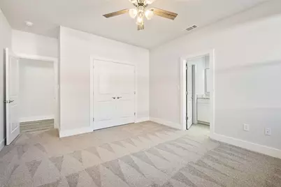 107 Wilkes Street, Smithville, TX 78957 - Photo 13