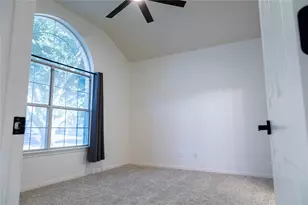 508 Lydia Ln, Thrall, TX 76578 - Photo 3