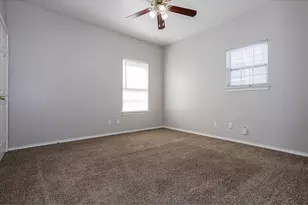 2115 E 18th St, Austin, TX 78702 - Photo 11