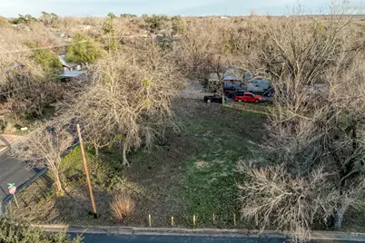 Lot 1 E Alamo Street, Elgin, TX 78621 - Photo 5