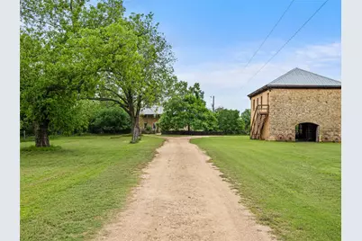 426 E Ranch Road 962 East, Round Mountain, TX 78663 - Photo 35
