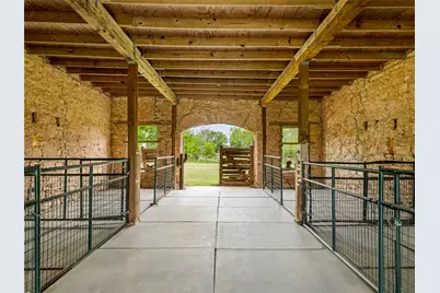 426 E Ranch Road 962 East, Round Mountain, TX 78663 - Photo 29
