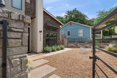 1102 W Monroe Street, Austin, TX 78704 - Photo 3