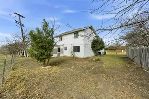 700 Faircrest Dr, Buda, TX 78610 - Photo 23
