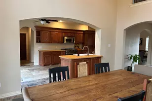329 Flash Cir, Luling, TX 78629 - Photo 11