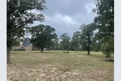329 Flash Circle, Luling, TX 78629 - Photo 31