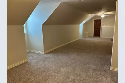 329 Flash Circle, Luling, TX 78629 - Photo 25
