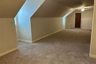 329 Flash Cir, Luling, TX 78629 - Photo 25