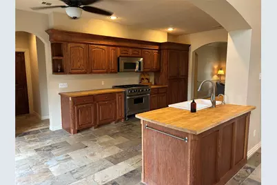 329 Flash Circle, Luling, TX 78629 - Photo 15