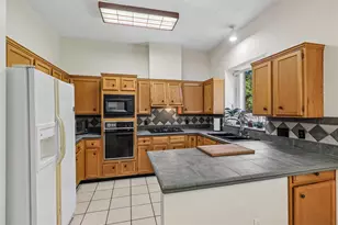 12513 Hunters Chase Dr, Austin, TX 78729 - Photo 13