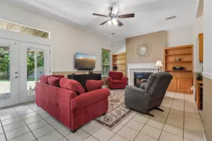 12513 Hunters Chase Dr, Austin, TX 78729 - Photo 7