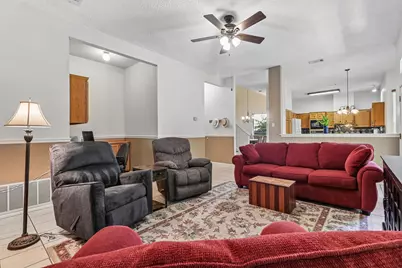 12513 Hunters Chase Drive, Austin, TX 78729 - Photo 7