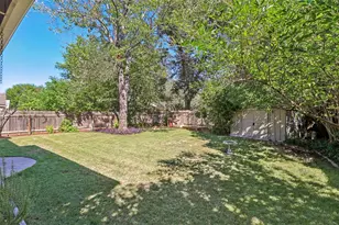 12513 Hunters Chase Dr, Austin, TX 78729 - Photo 25