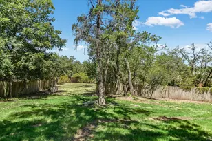1923 Cypress Point W, Austin, TX 78746 - Photo 23