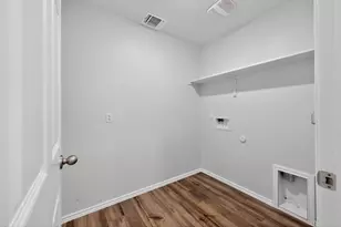 596 Wyatt Wy, Jarrell, TX 76537 - Photo 17