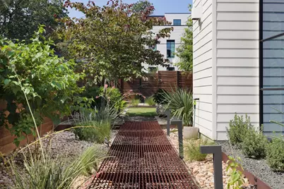 1911 E 10th Street, Austin, TX 78702 - Photo 15