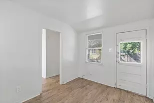 3404 Grooms St, Austin, TX 78705 - Photo 3