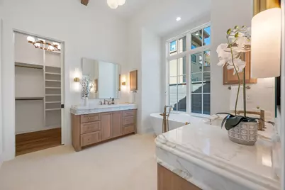 2114 W 11th Street, Austin, TX 78703 - Photo 21