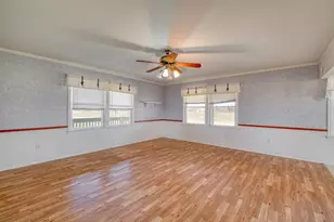 829 State Hwy 21 Hwy W, Cedar Creek, TX 78612 - Photo 15