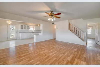 829 State Highway 21 Highway W, Cedar Creek, TX 78612 - Photo 17