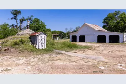 684 Stoneleigh Road, Center Point, TX 78010 - Photo 27