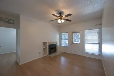 806 W 24 Street #207, Austin, TX 78705 - Photo 5