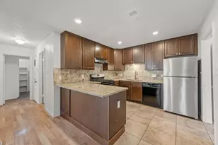 303 Irma Dr, Austin, TX 78752 - Photo 5