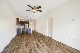 6444 Burnet Rd, Austin, TX 78757 - Photo 11