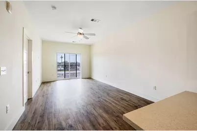 6444 Burnet Road #207, Austin, TX 78757 - Photo 9