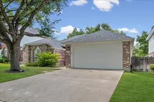 2312 Mockingbird Dr, Round Rock, TX 78681 - Photo 3