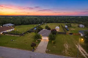 137 Hay Meadow Rd, Cedar Creek, TX 78612 - Photo 29