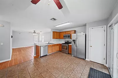 137 Hay Meadow Road, Cedar Creek, TX 78612 - Photo 5