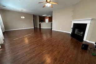 1041 Disraeli Cir, Pflugerville, TX 78660 - Photo 11