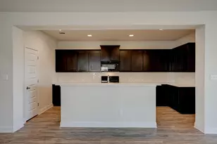 137 Goldfinch Dr, San Marcos, TX 78666 - Photo 7