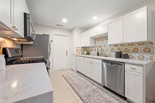 6716 Skynook Dr, Austin, TX 78745 - Photo 11