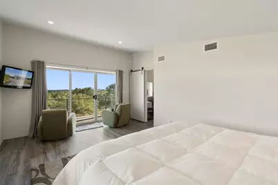 370 Gray Wolf, Blanco, TX 78606 - Photo 17