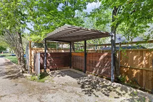 1907 W 30th St, Austin, TX 78703 - Photo 7