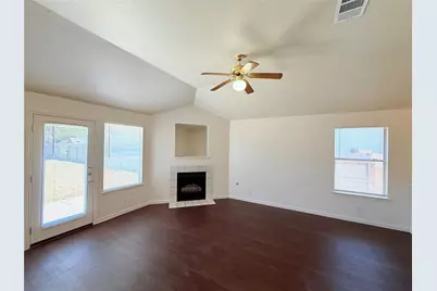 124 Estate Cove, Hutto, TX 78634 - Photo 3