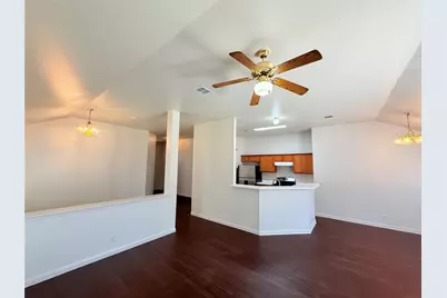124 Estate Cove, Hutto, TX 78634 - Photo 5