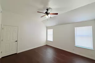 124 Estate Cove, Hutto, TX 78634 - Photo 13
